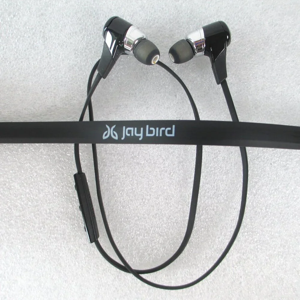 BUNDLE OF 6 EARPODS HEADPHONES